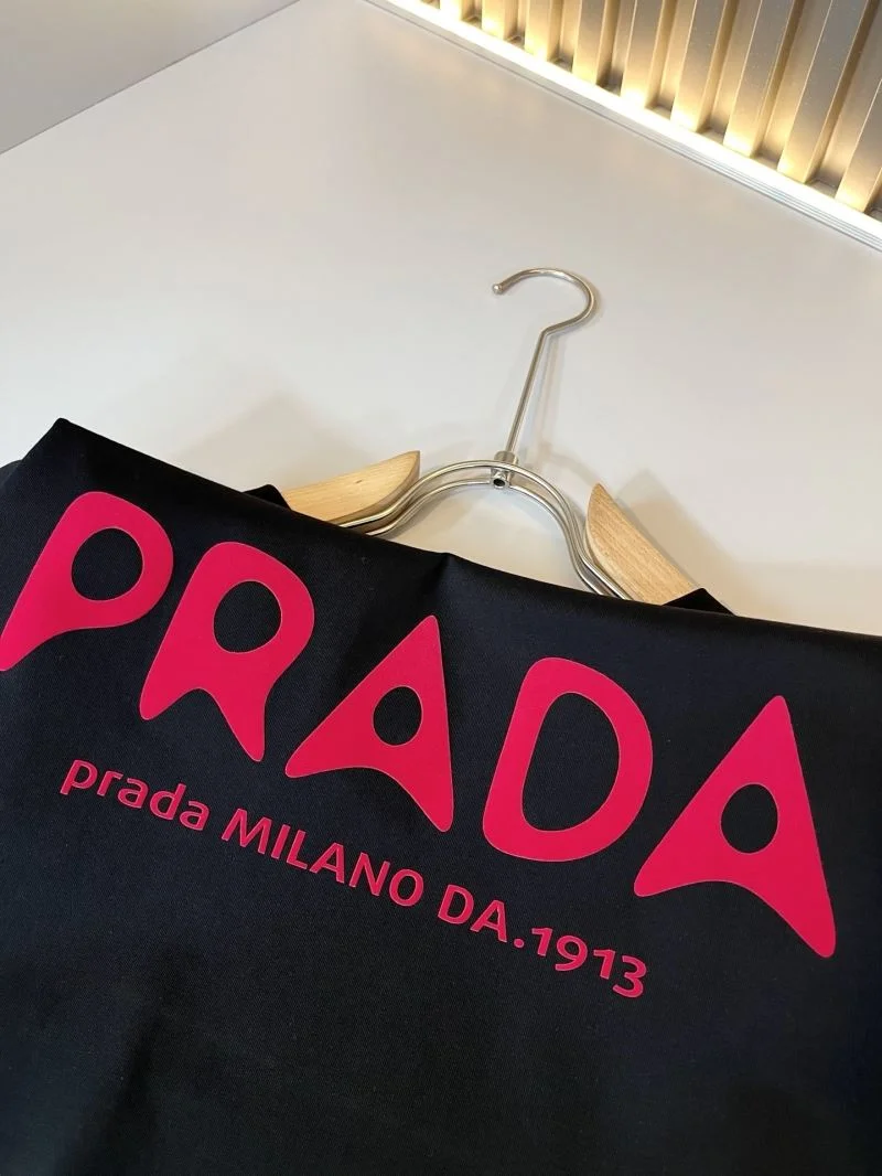 WeatherProof Prada T-Shirts 167878