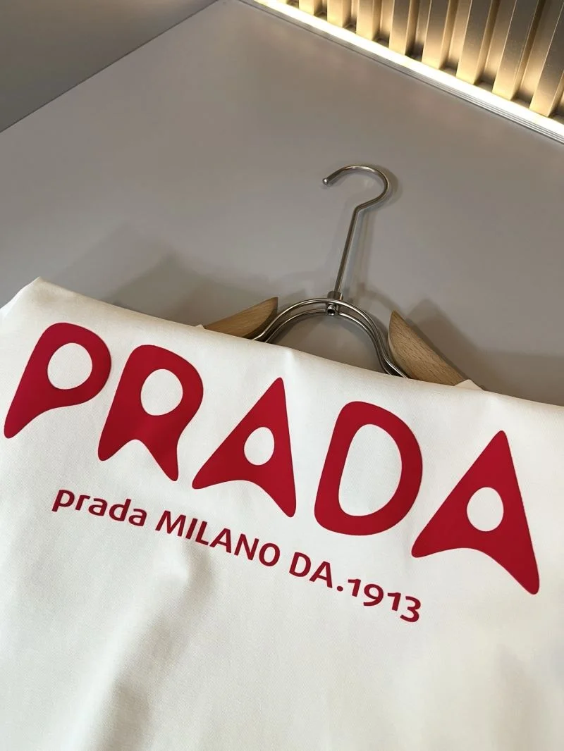 Prada T-Shirts Lightweight 167986