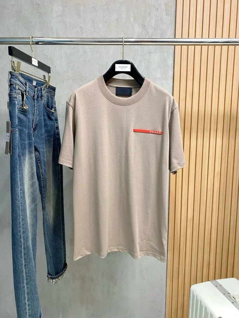 Lightweight Prada T-Shirts 167879