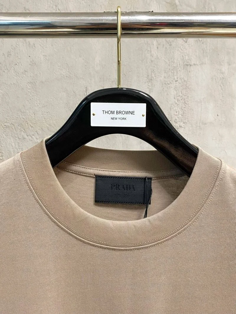 Lightweight Prada T-Shirts 167879