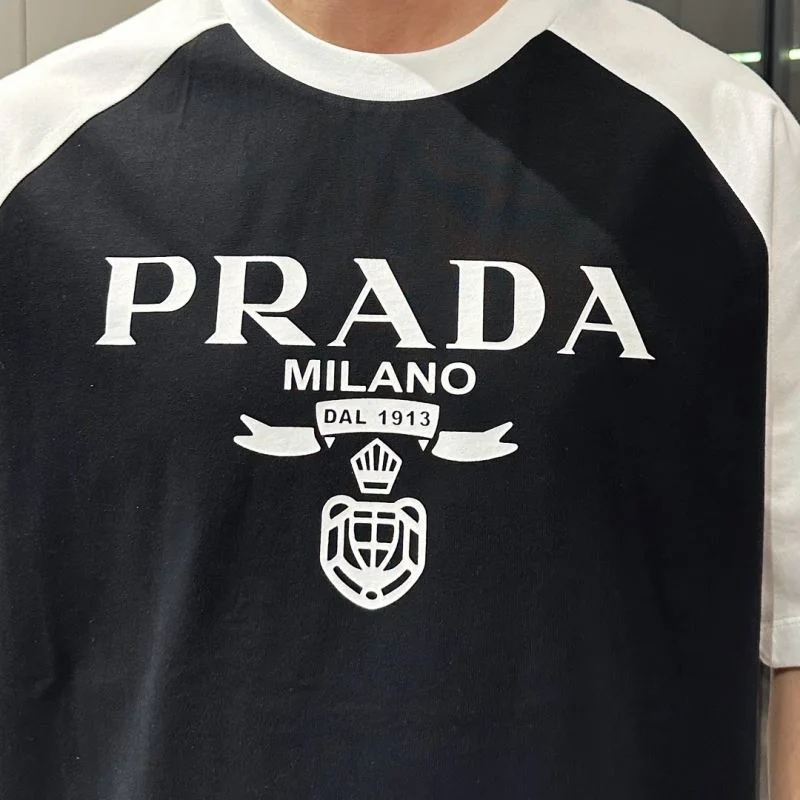 Prada T-Shirts Breathable 167867