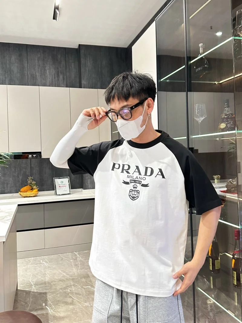 Prada T-Shirts Sustainable 167865