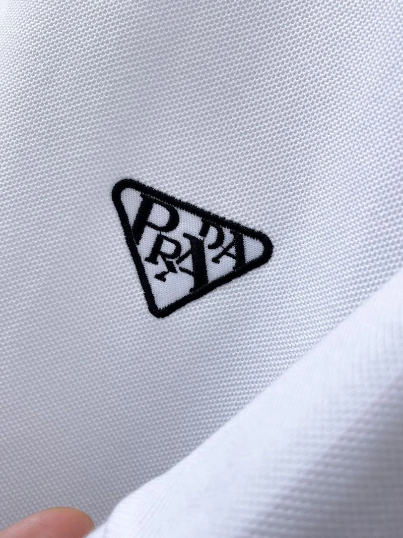 Prada T-Shirts Sustainable 167876