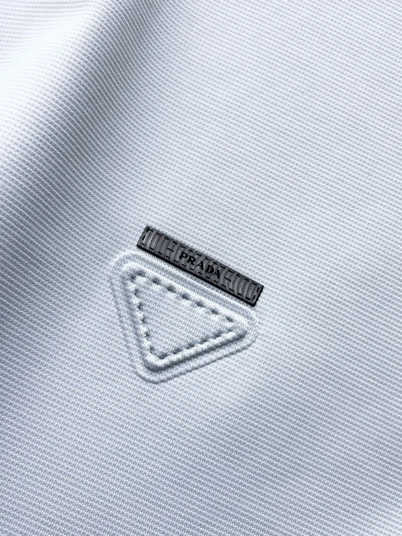 Prada T-Shirts Trendsetting 167848