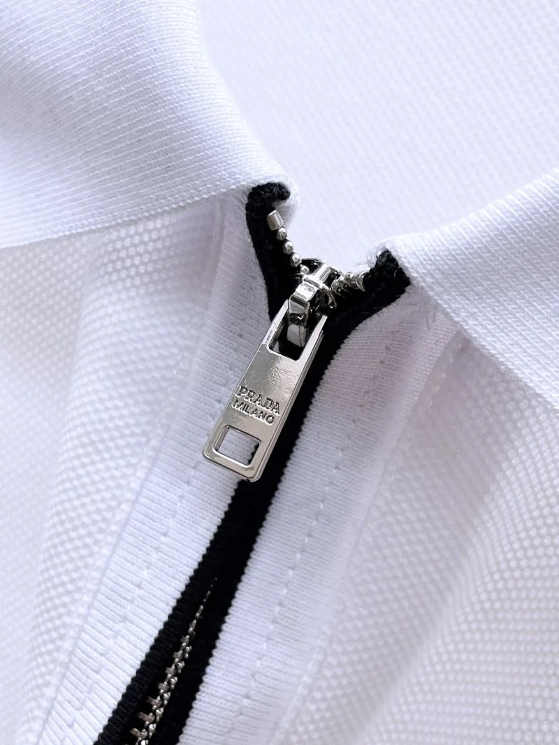 Sleek Prada T-Shirts 167844