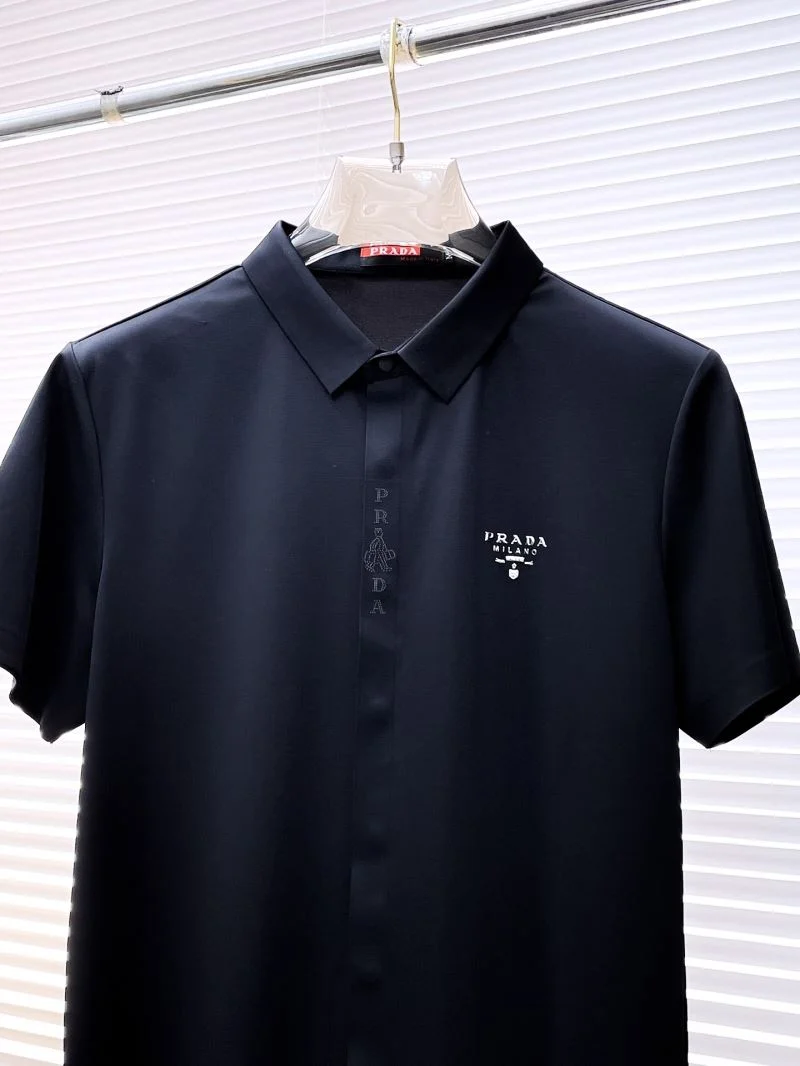 Prada T-Shirts Unisex 167836