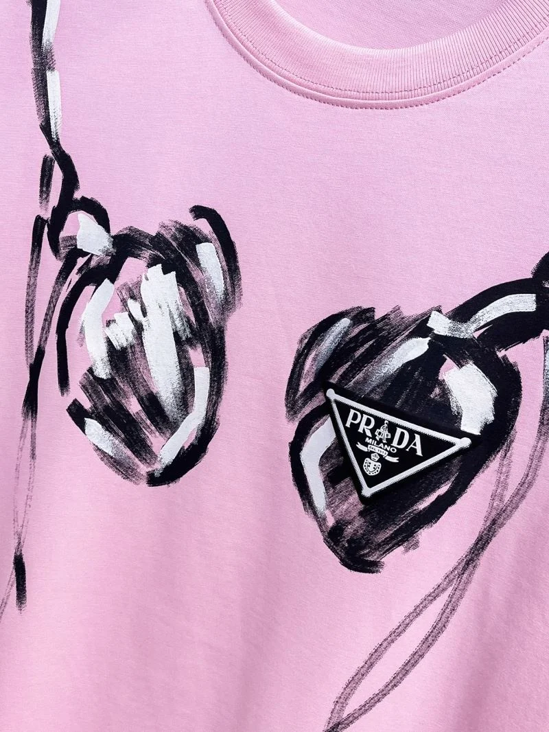Prada T-Shirts UrbanChic 167829