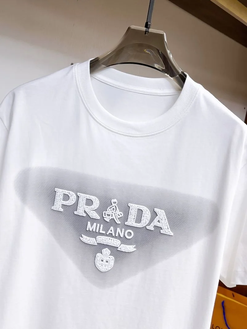 Prada T-Shirts Durable 167825