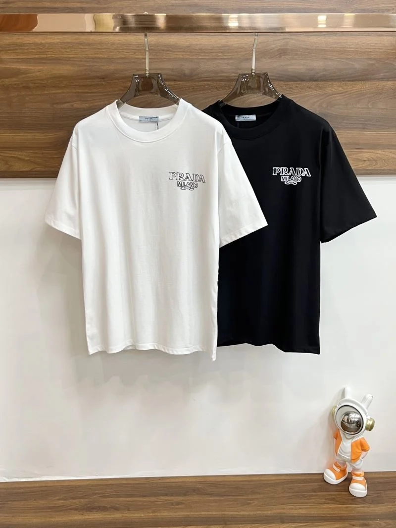 Prada T-Shirts Breathable 167820
