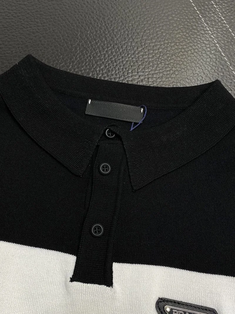 Versatile Prada T-Shirts 167811