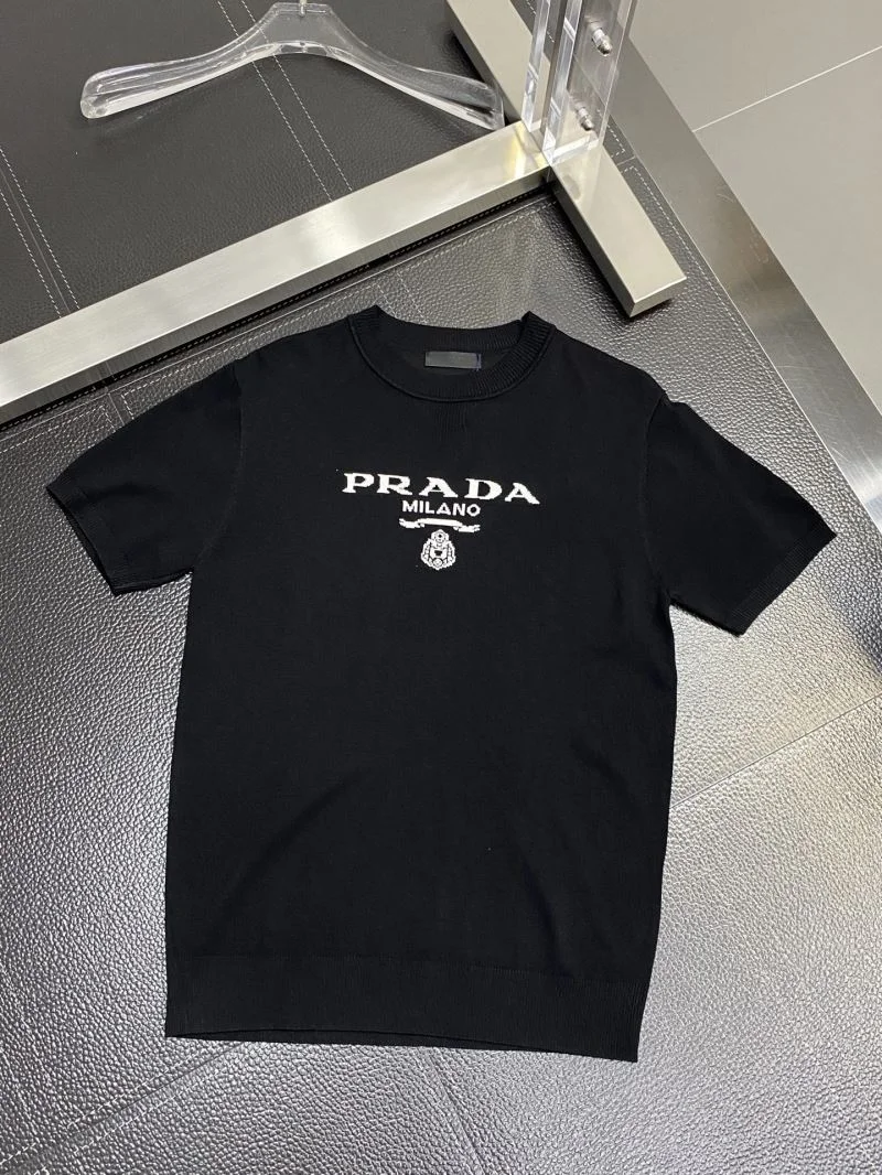 Prada T-Shirts Snug 167812