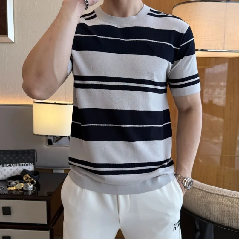 Prada T-Shirts Snug 167813