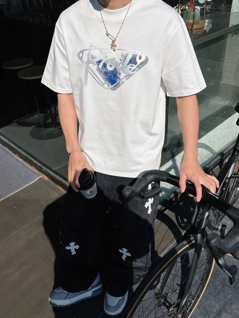 Prada T-Shirts Breathable 167805