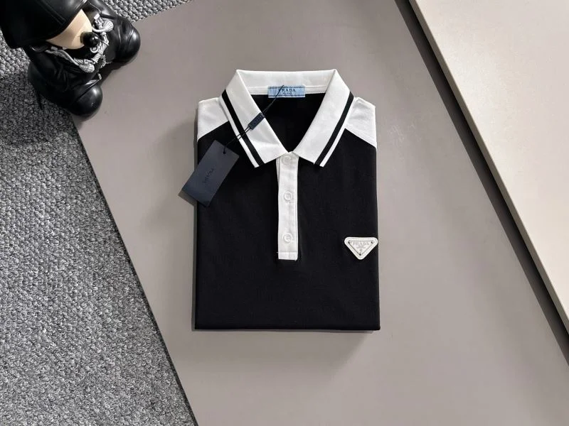 Prada T-Shirts GoAnywhere 167787