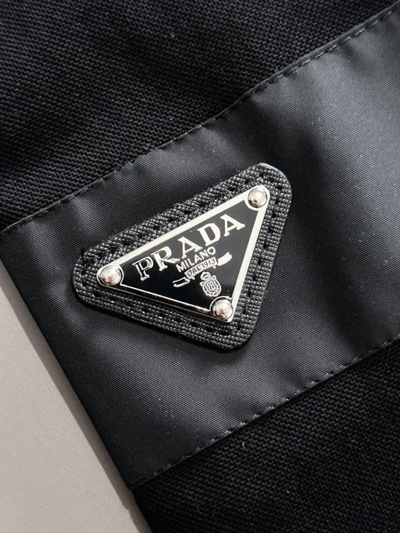 Modern Prada T-Shirts 167785