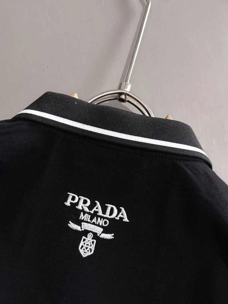 Modern Prada T-Shirts 167785