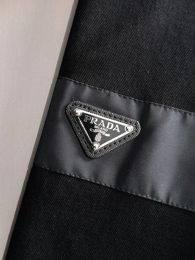 Modern Prada T-Shirts 167785