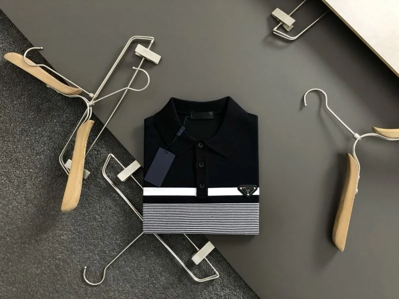 Trendy Prada T-Shirts 167780