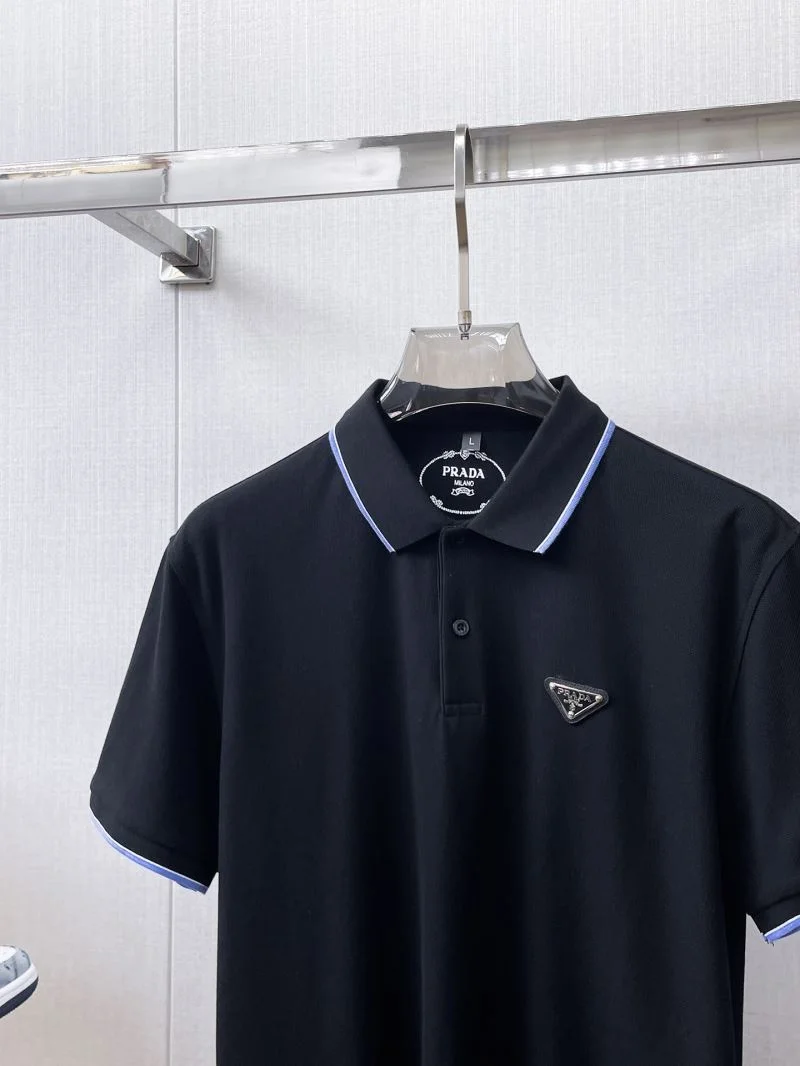 Prada T-Shirts Neat 167766