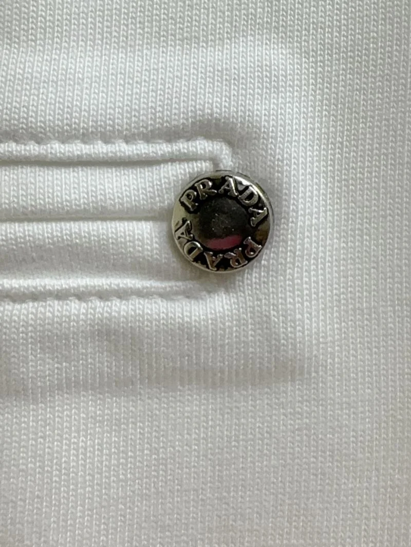 Elegant Prada T-Shirts 167757