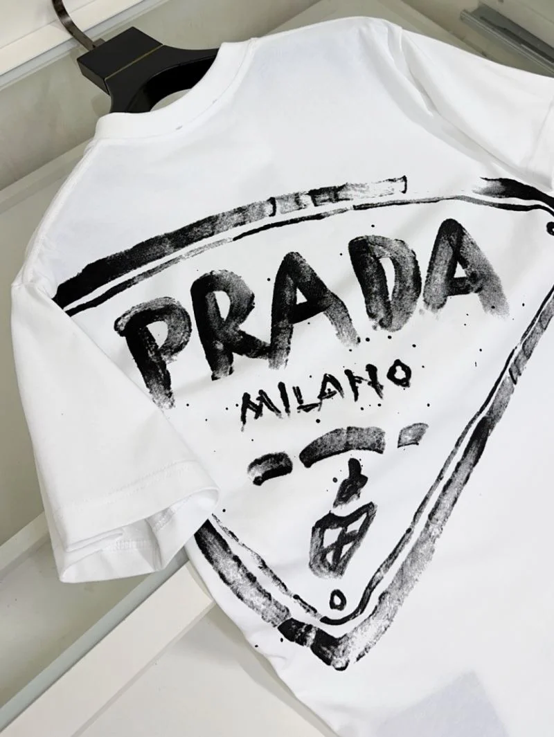 Chic Prada T-Shirts 167755