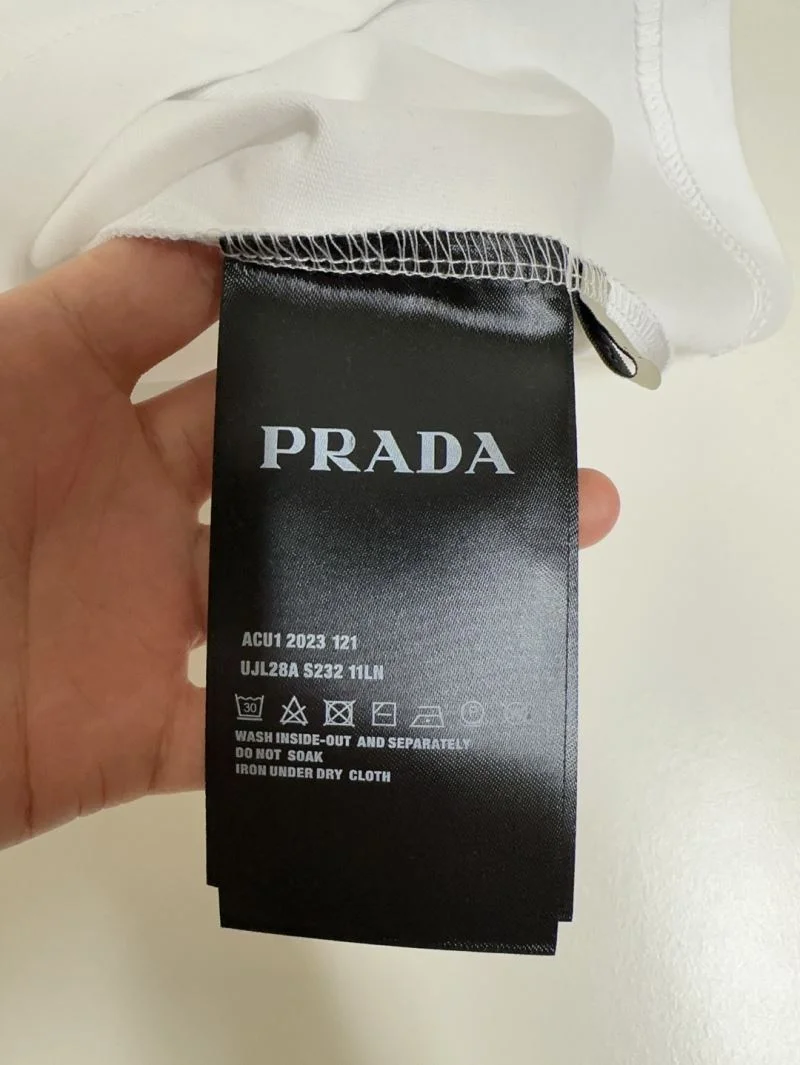 Chic Prada T-Shirts 167755