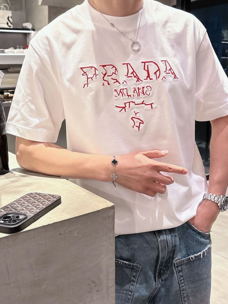 Prada T-Shirts Durable 167754