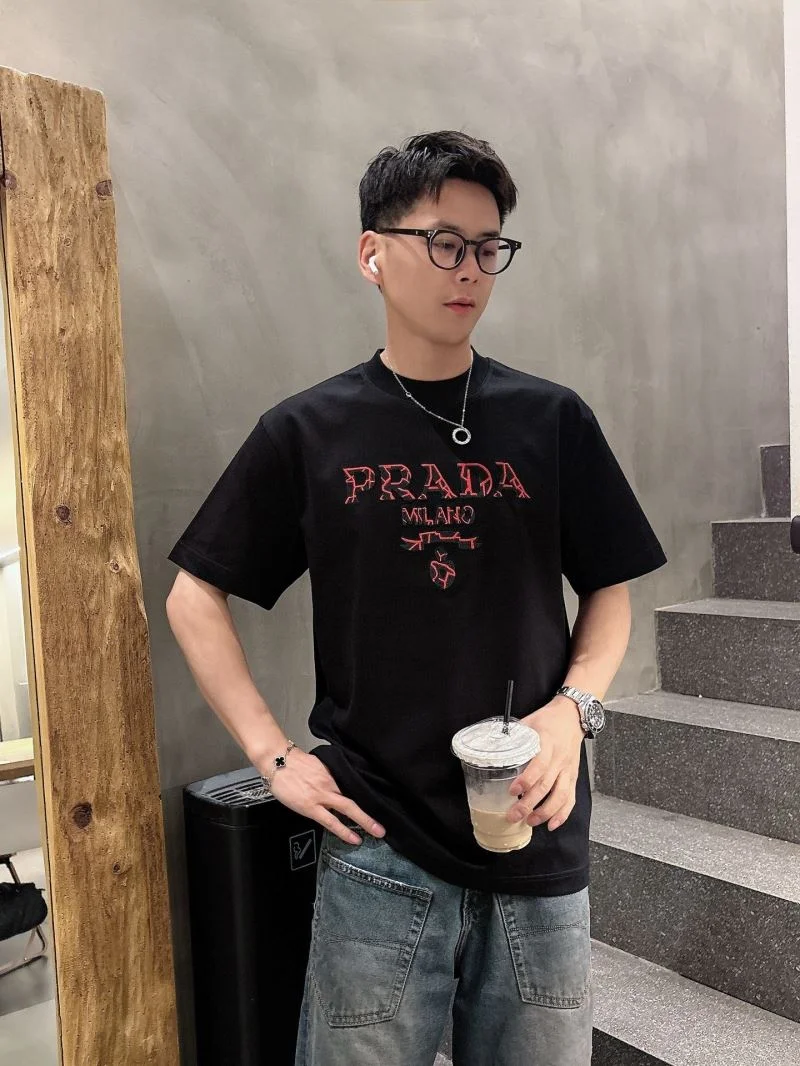 OdorResistant Prada T-Shirts 167756