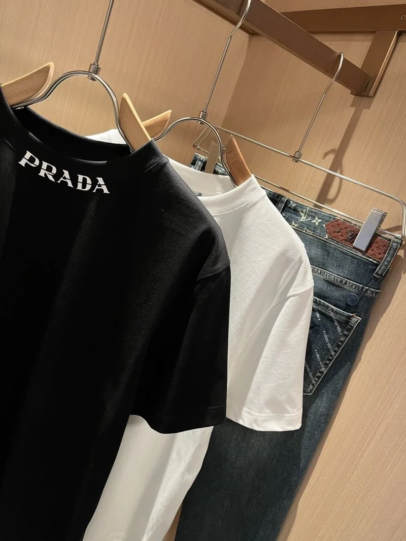 Breathable Prada T-Shirts 167751