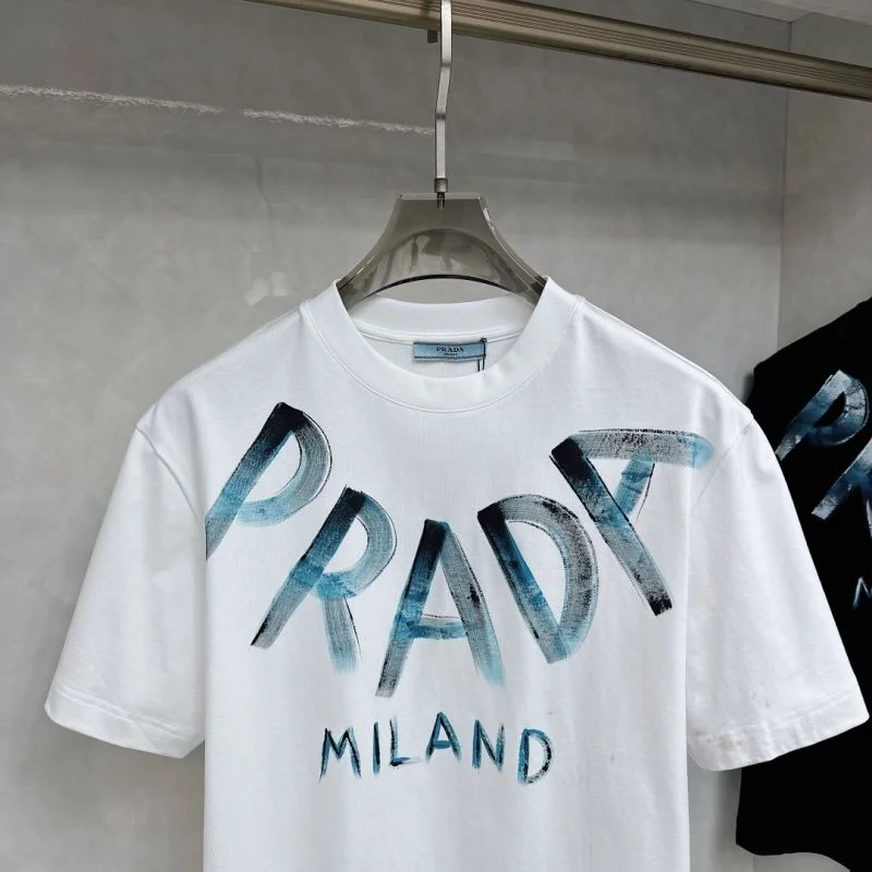 Prada T-Shirts ModernLook 167746