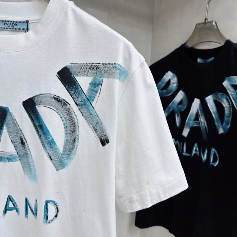 Prada T-Shirts ModernLook 167746