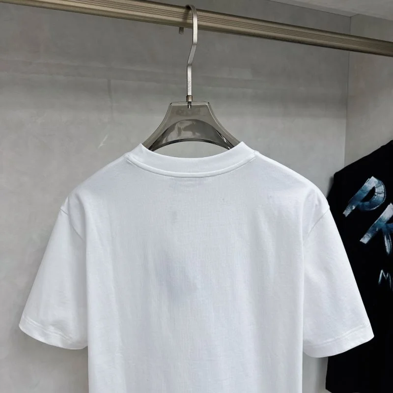 Prada T-Shirts ModernLook 167746
