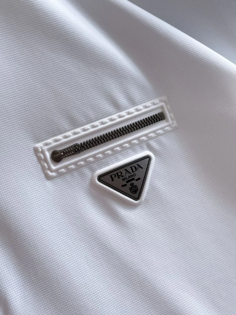 Stretchable Prada T-Shirts 167777