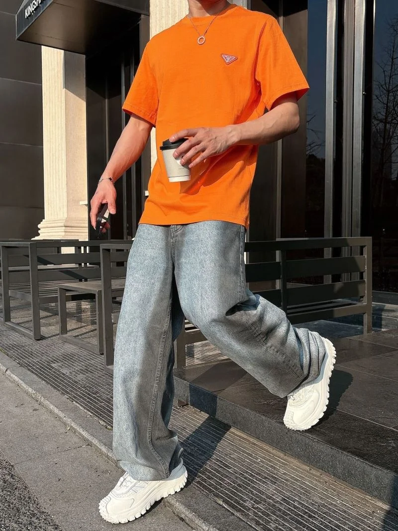 Prada T-Shirts WellDesigned 167732