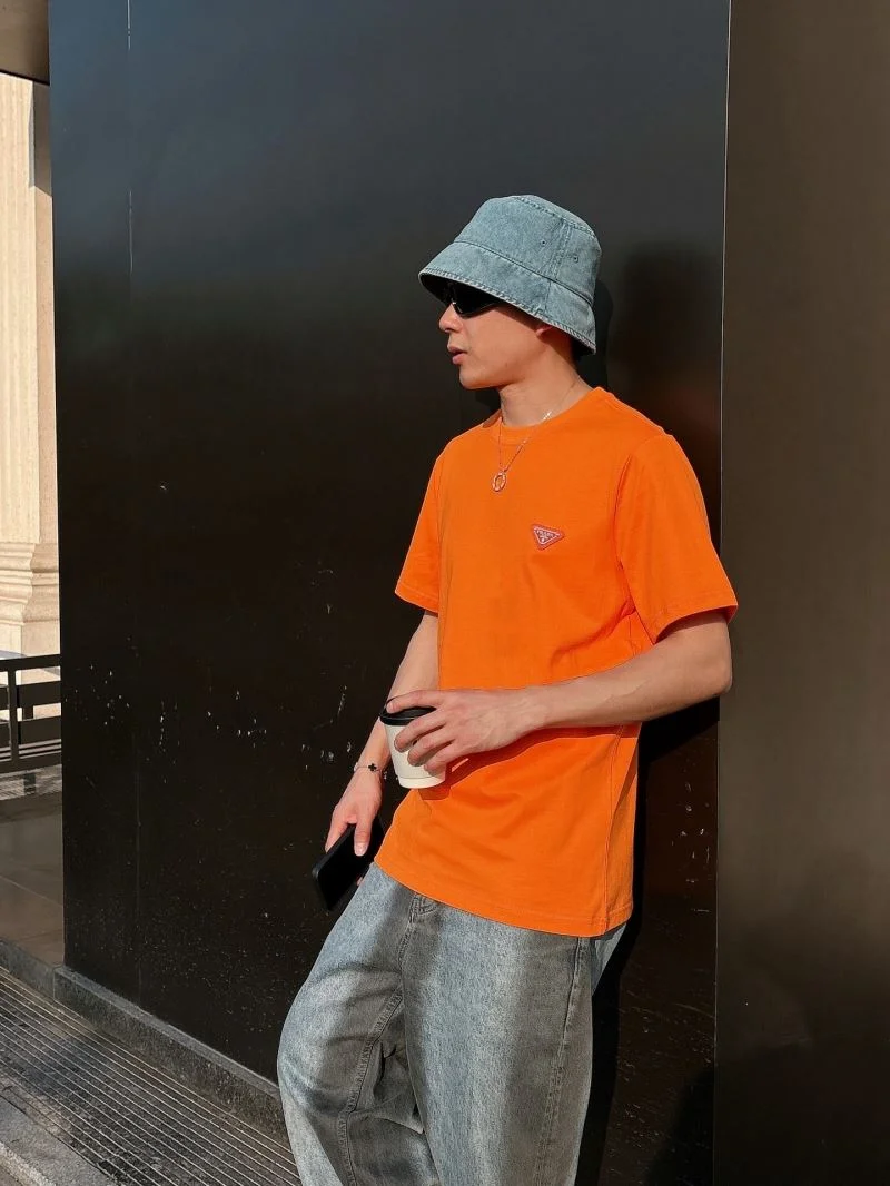Prada T-Shirts WellDesigned 167732