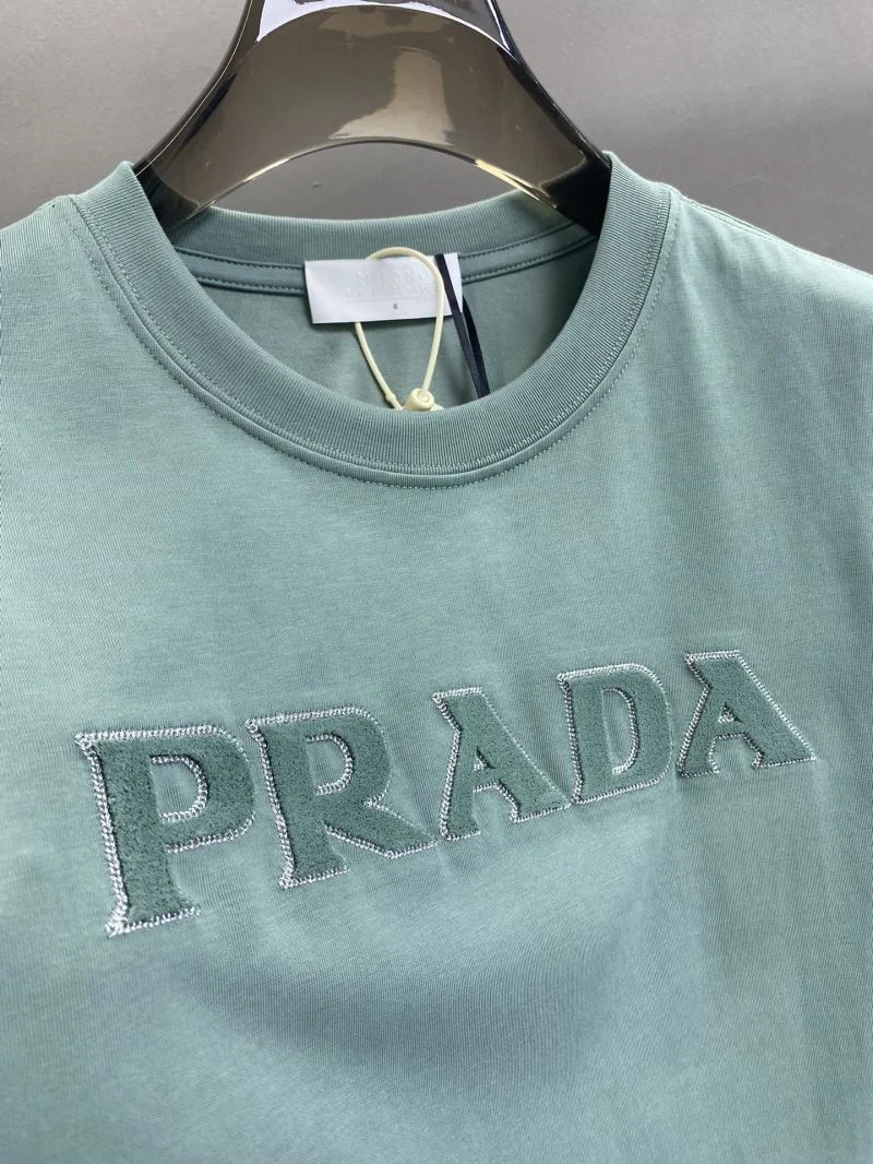 Comfortable Prada T-Shirts 167734