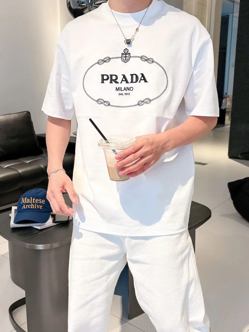 Unique Prada T-Shirts 167728