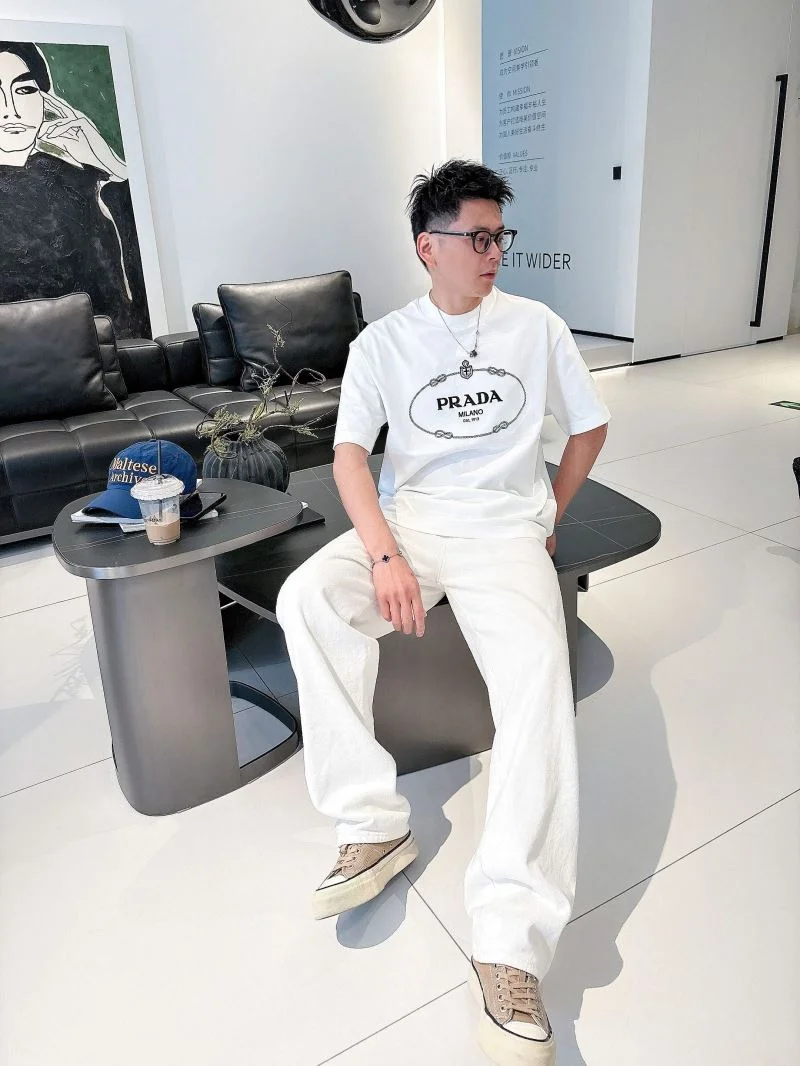 Unique Prada T-Shirts 167728