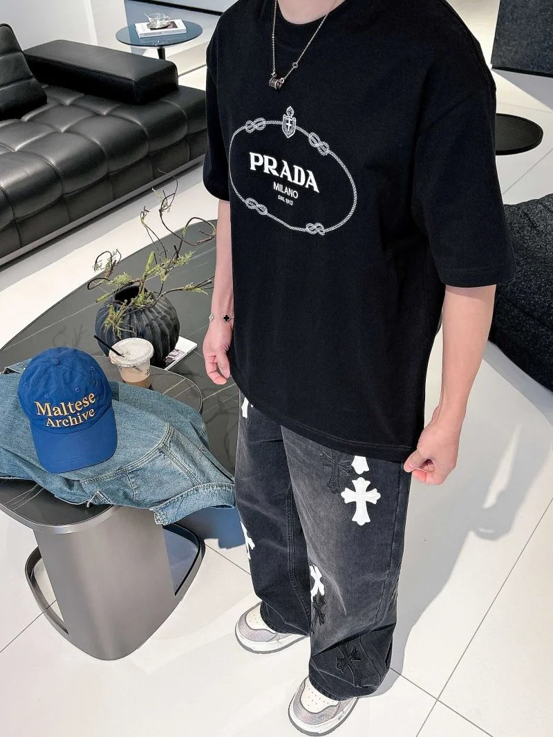 Resilient Prada T-Shirts 167733