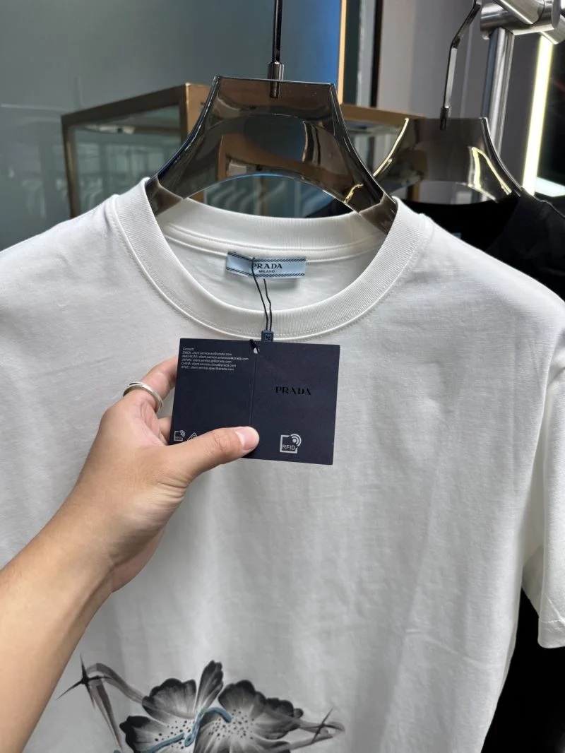 Prada T-Shirts UrbanStyle 167764