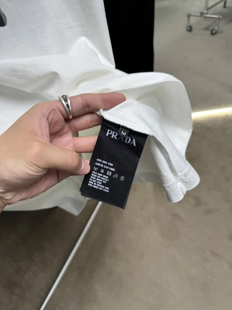 Affordable Prada T-Shirts 167721