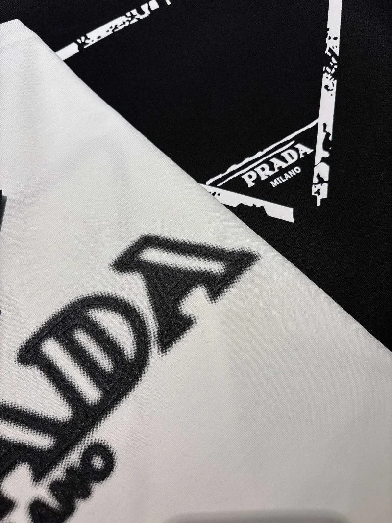TravelReady Prada T-Shirts 167723