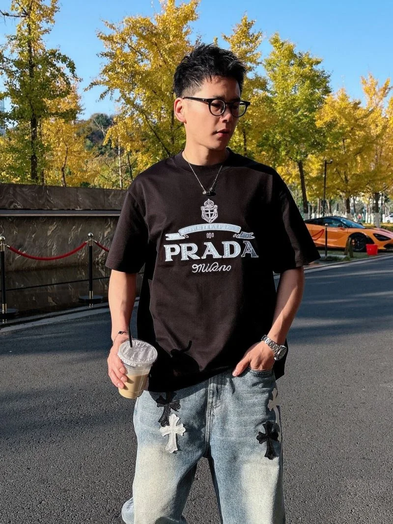 Prada T-Shirts Compact 167720