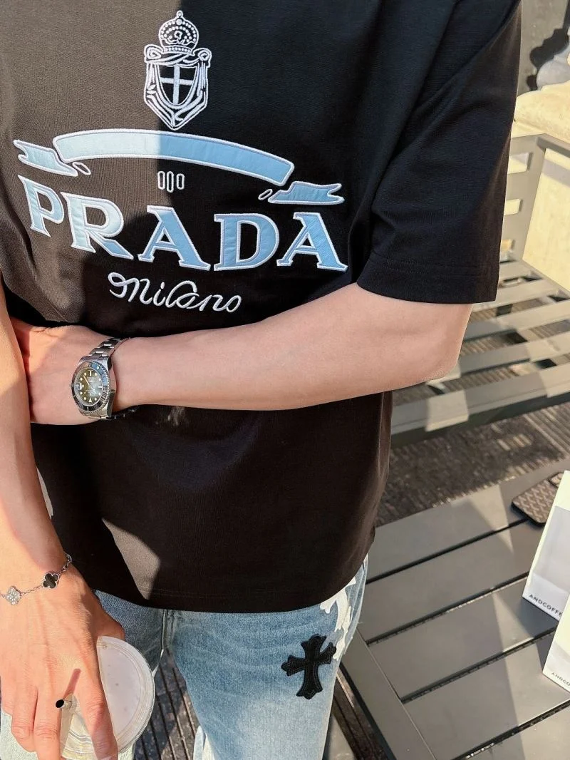 Prada T-Shirts Compact 167720