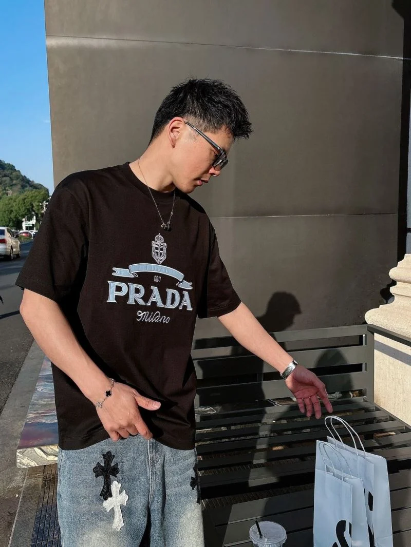 Prada T-Shirts Compact 167720