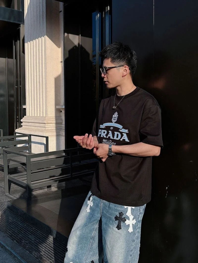 Prada T-Shirts Compact 167720