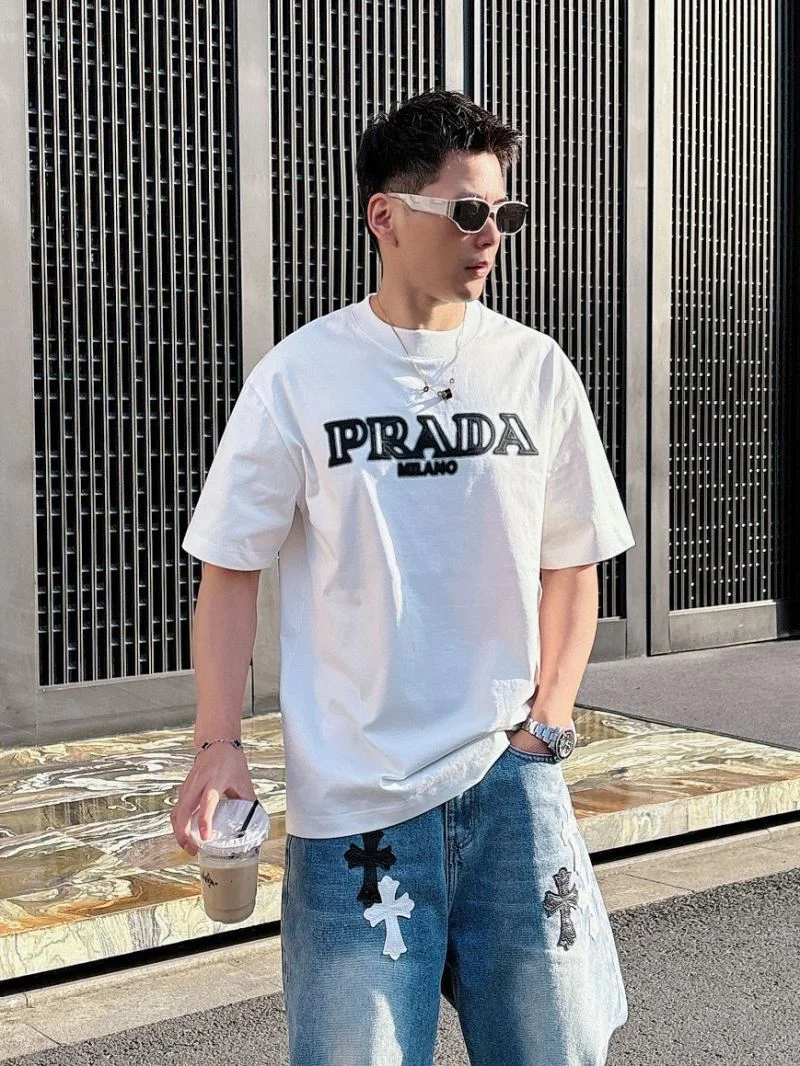 Resilient Prada T-Shirts 167718