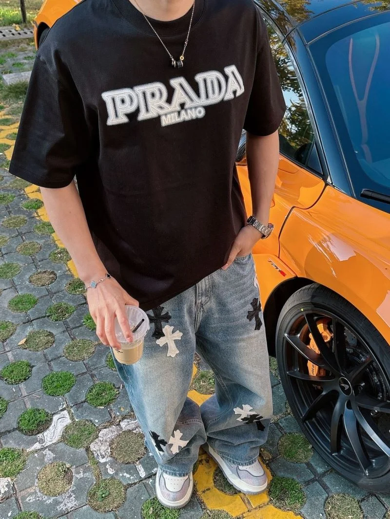 Premium Prada T-Shirts 167722