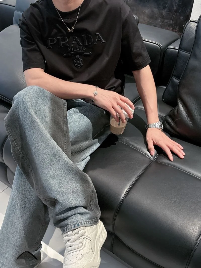 Sophisticated Prada T-Shirts 167760