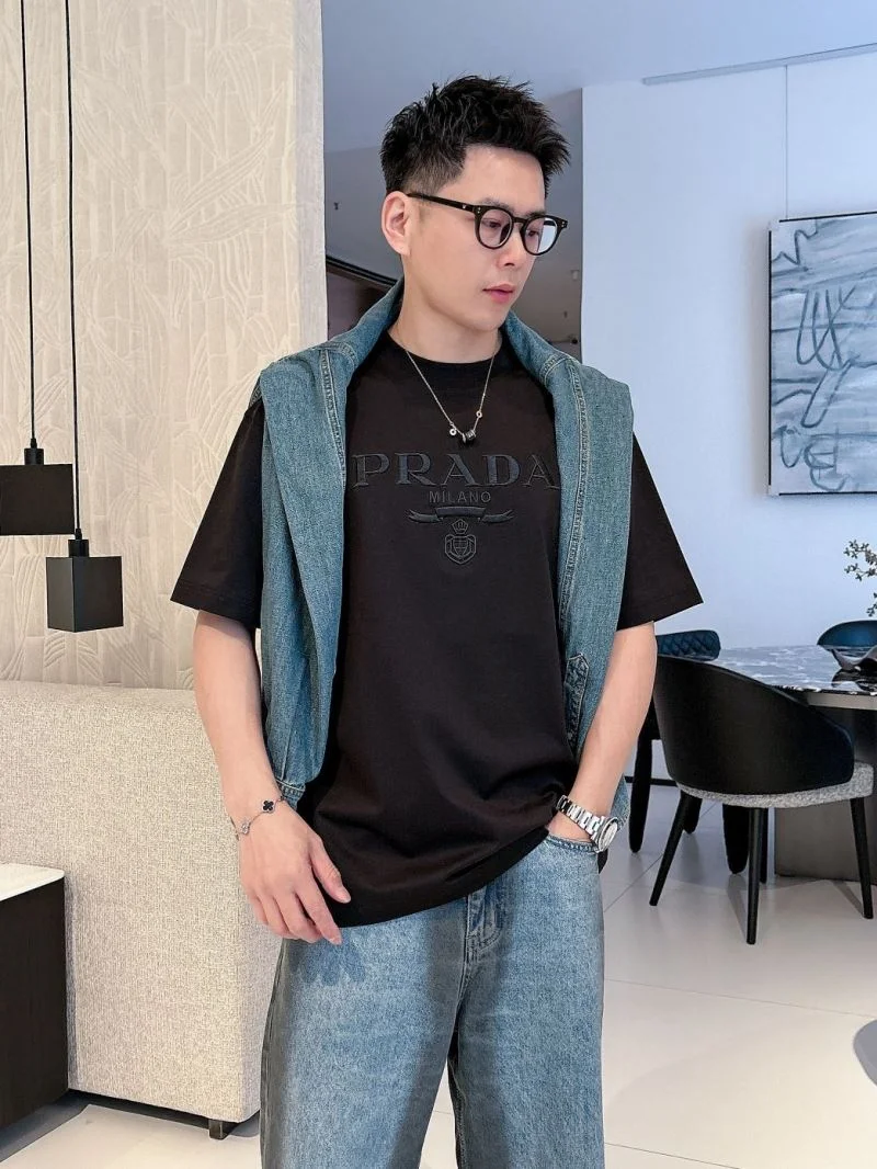 Sophisticated Prada T-Shirts 167760